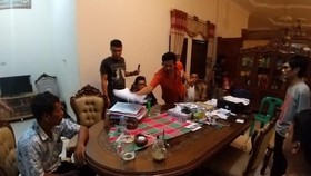 Wabup Paluta Siapkan 4.000 Amplop Uang Menangkan Istri Nyaleg