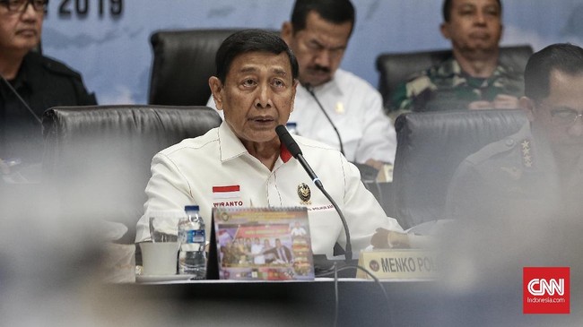Wiranto menegaskan ruang untuk referendum dalam hukum positif di Indonesia seperti yang digaungkan eks Panglima GAM Muzakir Manaf tak relevan lagi.