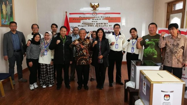 Sebanyak 24 warga Indonesia menggunakan hak pilihnya dalam pemilihan umum (Pemilu) 2019 yang digelar di Korea Utara, Minggu (14/4).
