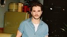 Seperti apa sih potret tampan Kit Harington yang memerankan Jon Snow dari serial Game of Thrones&quest; Berikut Insertlive sajikan&period;