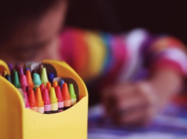 img-title 7 Kebiasaan Ortu di Dunia yang Bikin Anak Cerdas bak Einstein