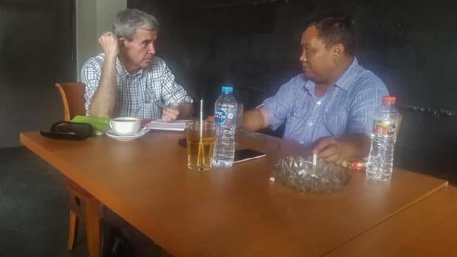Wakil Ketua Gerindra Arief Poyouno meminta polisi menangkap Allan Nairn atas laporan hoaks soal strategi Prabowo balas dendam kepada lawan politiknya.