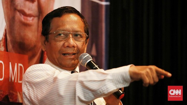 Menkopolhukam Mahfud MD telah mengecek keimgrasian dan kepolisian dan hasilnya tidak ada pencekalan untuk Rizieq Shihab.