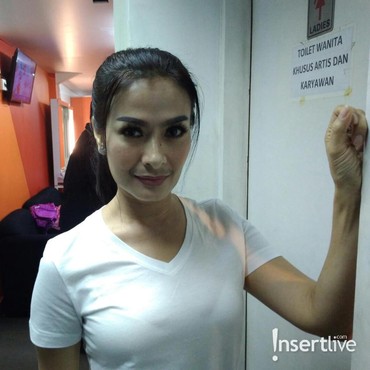 Pilpres 2019, Iis Dahlia dan Anak Beda Pilihan