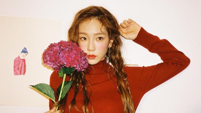 Bertalenta, mendunia, dan terkenal delapan idola Korea berikut ini ternyata dinobatkan sebagai idol dengan follower Instagram terbanyak. Hm, ada siapa saja?