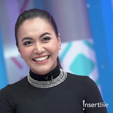 Tinggal di Singapura, Denada Curhat Pernah Bokek dengan Saldo Rp200 Ribu