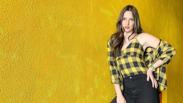 img-title Rezky Resmi Lamar Citra Kirana, Nia Ramadhani Loncat Kegirangan