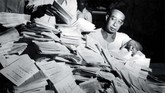 FOTO: Pemilu 1955, Tonggak Sejarah Demokrasi Indonesia Gambaran Pemilu pertama RI pada 1955 yang digelar di tengah suasana keamanan negara yang tidak kondusif akibat maraknya pemberontakan.