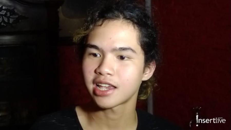Dul Jaelani Nostalgia ke Tempat Dhani dan Maia Berpacaran, Kenapa? Putra bungsu Ahmad Dhani dan Maia Estianty, Dul Jaelani, baru-baru ini mendatangi tempat yang dikunjungi orangtuanya saat masa pacaran. Ada apa?