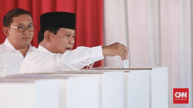 Sejak Pilpres 2019 berakhir, dalam sejumlah survei nama Prabowo Subianto kerap menjadi yang terunggul. Mampukah dia menarik hati mayoritas rakyat di 2024?