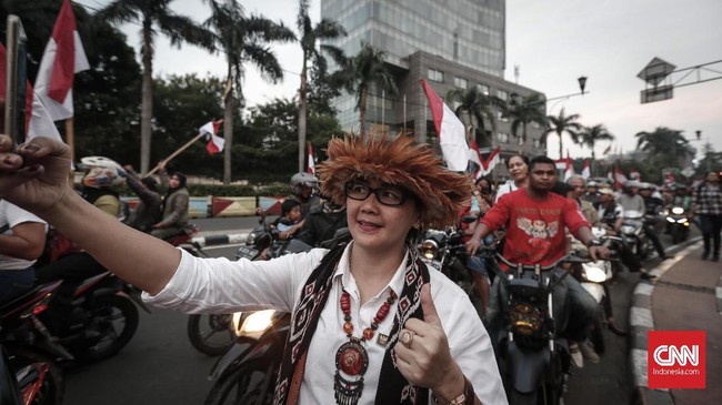 FOTO: Riuh Pendukung Jokowi Rayakan 'Kemenangan'