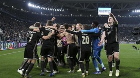 FOTO: Ajax Tumbangkan Juventus dan Ronaldo