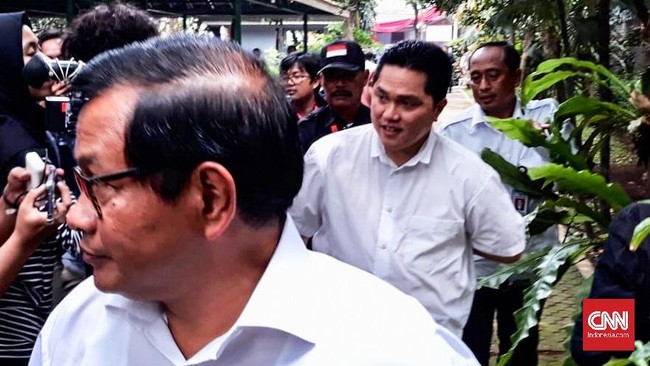 Pasca-pencoblosan, Ketua TKN Erick Thohir dan Anggota Dewan Pengarah TKN Pramono Anung mendatangi kediaman Ketua Umum PDIP Megawati Soekarnoputri.
