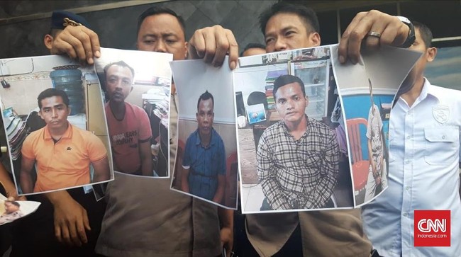 Lima orang yang diduga terlibat kericuhan dan penembakan di TPS 7 Dusun Tapaan, Sampang ditangkap polisi.