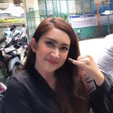 Nyoblos Bareng, Nafa Urbach - Zack Lee Ditanya soal Rujuk