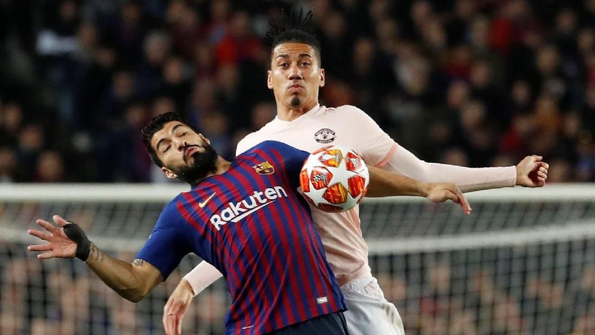 FOTO: Barcelona Hadirkan Neraka untuk Setan Merah
