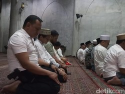 Waktu Sholat Tahajud Terbaik bagi Muslim, Catat Jamnya!