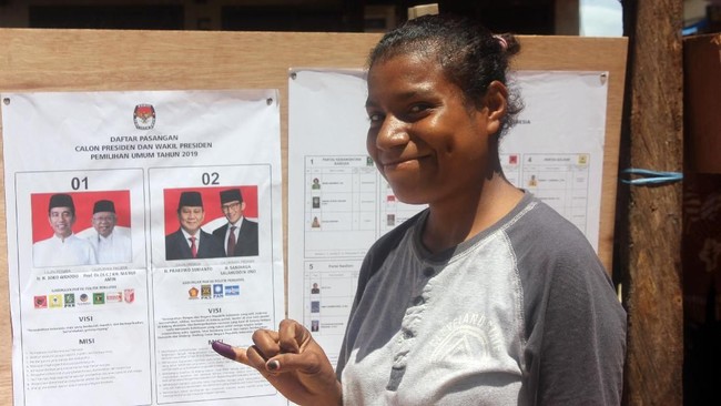 Jajak pendapat dari Litbang Kompas menemukan hanya 10 persen publik yang setuju pemilu ditunda. Mayoritas atau 60 persen lebih menolak pemilu ditunda.