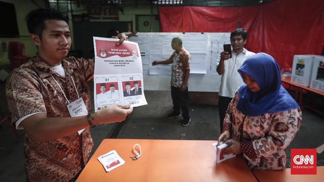 Pasangan calon nomor urut 01, Joko Widodo-Ma'ruf Amin, meraup 76 persen suara dalam pemilihan umum 2019 yang digelar di Bangkok, Thailand.