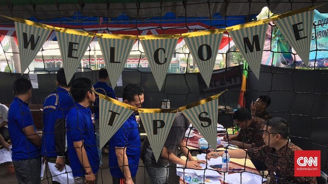 Sebanyak 1.110 narapidana di Rutan Kelas I Cipinang, Jakarta Timur berpartisipasi dalam Pemilihan Umum (Pemilu) 2019 hari ini, Rabu (17/4).