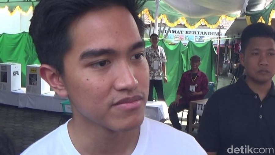 Kaesang Pangarep di TPS 38, Manahan, Solo, Rabu (17/4/2019).