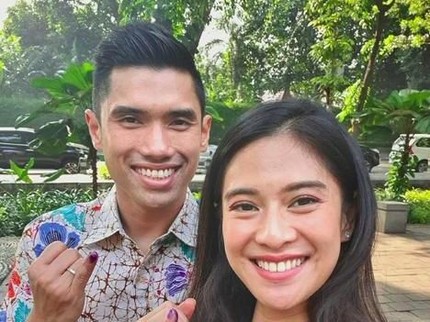 7 Foto Kompak Keluarga Seleb Ikut Pemilu 2019