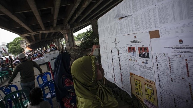 Komisioner KPU Sumsel, Hepriyadi mengakui tugas penyelenggaraan Pemilu 2019 jauh lebih berat dibandingkan pemilu sebelumnya.