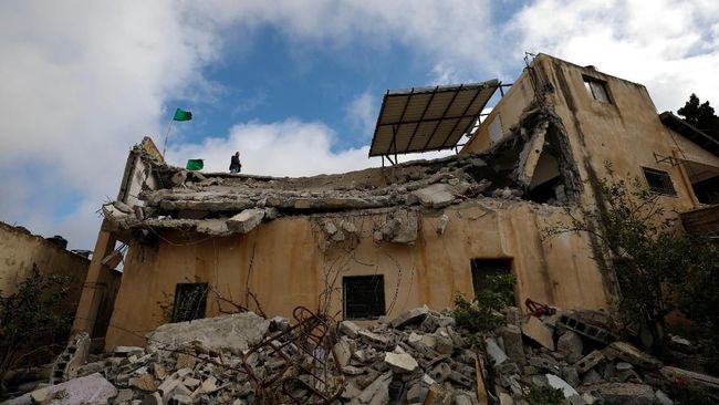 Israel Hancurkan Rumah Warga Palestina Pelaku Penembakan