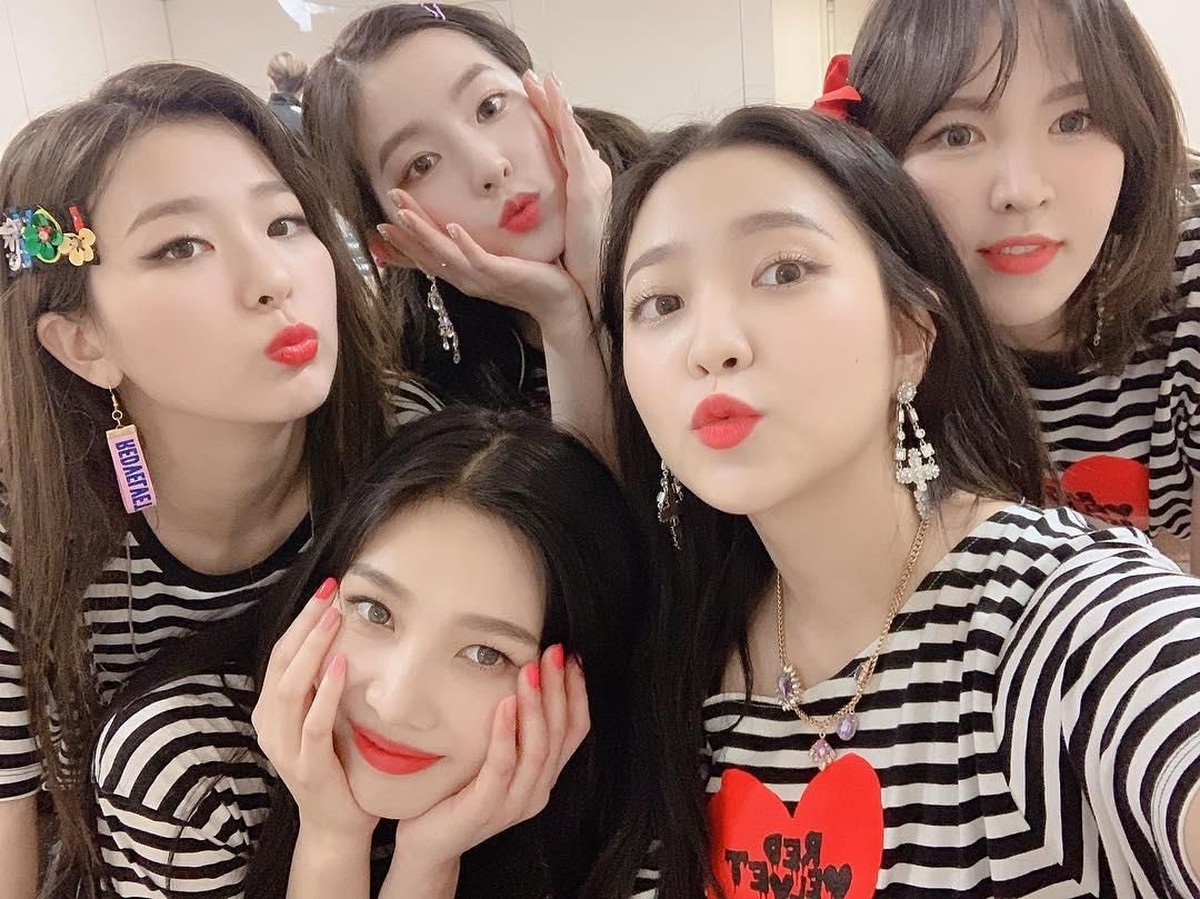Red Velvet akan tampil di acara Konser Korean Wave 2019 yang diadakan Transmedia pada 27 April mendatang&period; Berikut potret cantik kelima membernya&period;