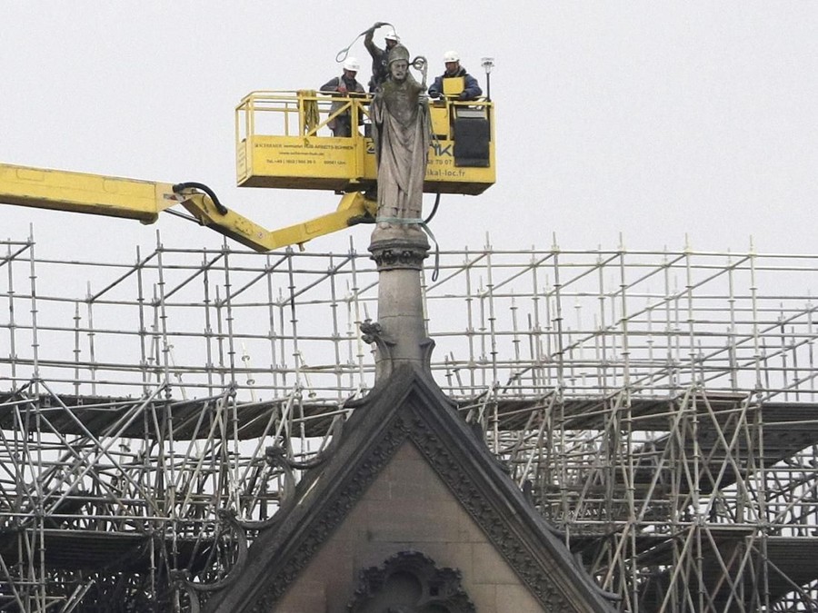 Peristiwa kebakaran di gereja Notre Dame Perancis membuat banyak pihak khawatir dengan kondisi berbagai peninggalan bersejarah.