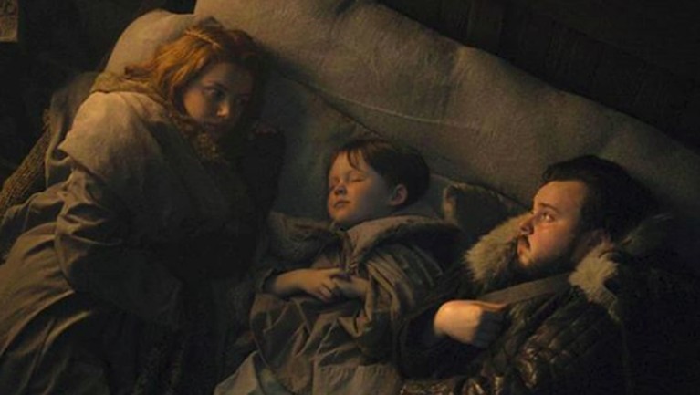 Bocoran Foto 'Game of Thrones Season 8' Episode II Beberapa hari setelah Game of Thrones Season 8 rilis perdana pada Minggu (14/4), muncul beberapa foto-foto yang merupakan bocoran untuk GoT 8 episode dua.