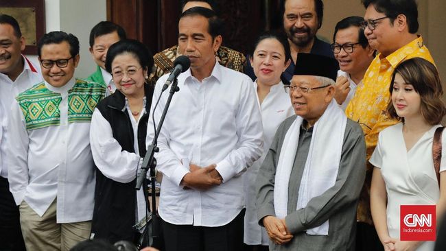 Potensi Retak Koalisi Jokowi Buntut Polemik Revisi UU Pemilu Koalisi partai pendukung Presiden Jokowi diprediksi tak sampai 2024, terlebih ada perbedaan kepentingan soal revisi UU Pemilu.