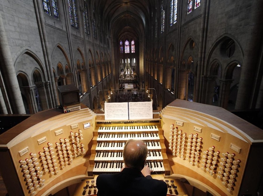 Piano dari tahun 1730 Peristiwa kebakaran di gereja Notre Dame Perancis membuat banyak pihak khawatir dengan kondisi berbagai peninggalan bersejarah.