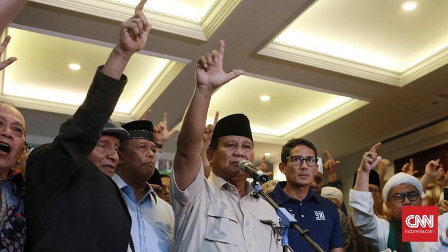 Usai deklarasikan diri sebagai presiden dan wapres, Prabowo Subianto menyatakan dirinya dan Sandiaga Uno akan tetap menjalin persahabatan dengan Jokowi-Ma'ruf.
