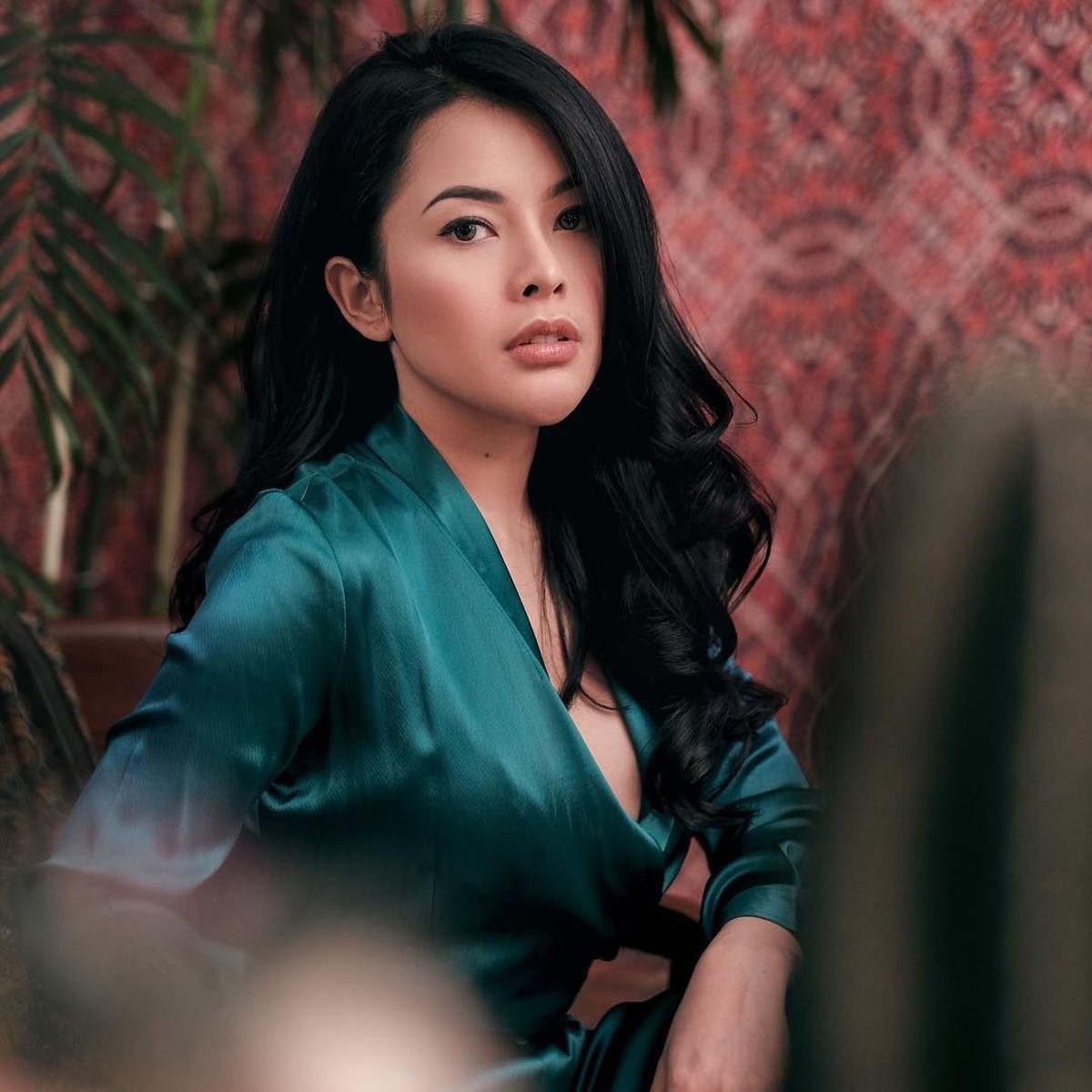 Billy Syahputra dikabarkan telah memiliki kekasih baru yang disebut-sebut adalah Elvia Carolline&period; Seperti apa ya Elvia Carolline&quest; Berikut 6 pesonanya&period;