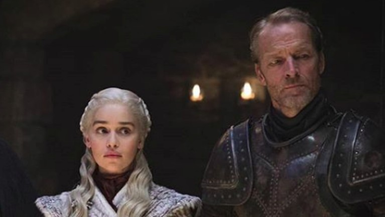 Bocoran Foto 'Game of Thrones Season 8' Episode II Beberapa hari setelah Game of Thrones Season 8 rilis perdana pada Minggu (14/4), muncul beberapa foto-foto yang merupakan bocoran untuk GoT 8 episode dua.