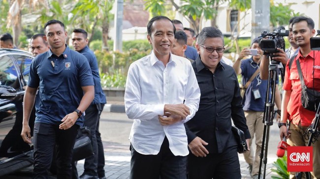 Jokowi-Ma'ruf Amin unggul dengan 54,72 persen atau 3.867.044 suara. Sementara Prabowo-Sandiaga Uno dengan 45,28 persen atau 3.200.013 suara .