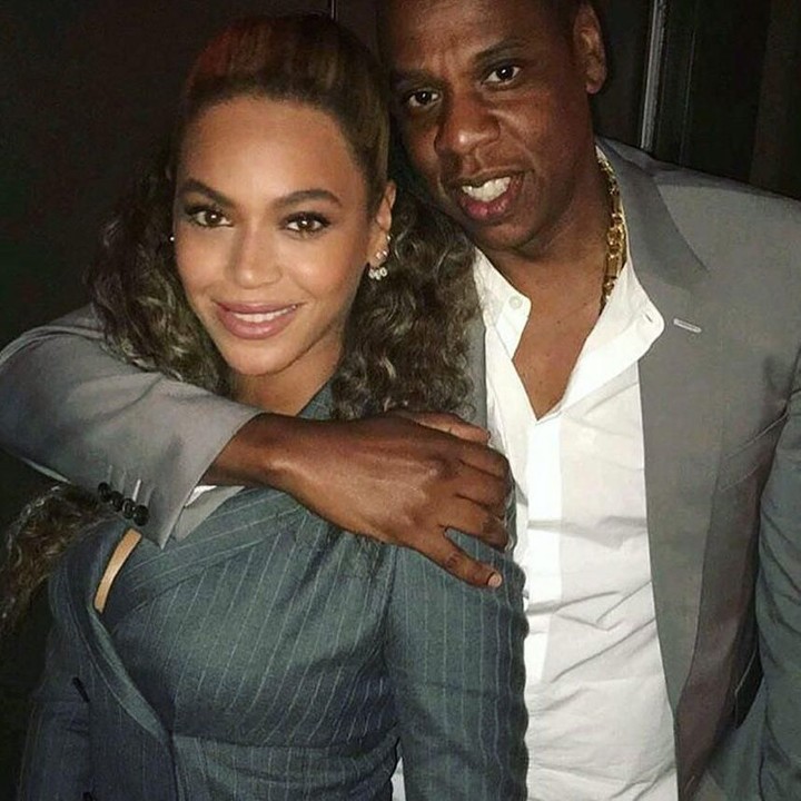 Beyonce menikah dengan penyanyi dan rapper Jay-Z pada 4 April 2008. Dari pernikahannya ini, mereka dikaruniai 3 anak, Blue Ivy Carter, Rumi Carter, dan Sir Carter, Bun. (Foto: Instagram @beyonce)