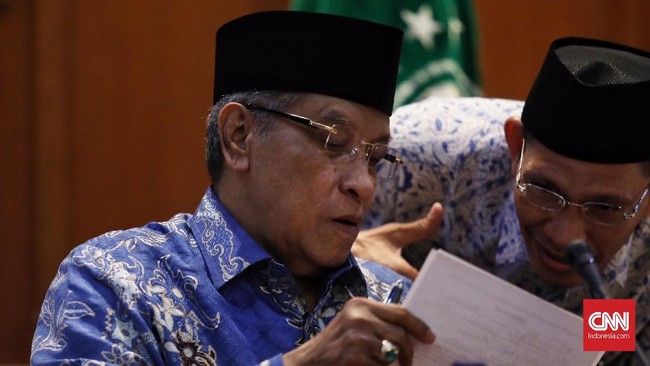PBNU menilai pembahasan soal khilafah sudah tak relevan karena banyak negara yang menolak.