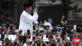 'People Power', Amien Rais dan Wajah Muram Istana Kertanegara