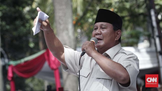 Prabowo Serukan Salat Gaib bagi Ratusan Petugas KPPS Wafat