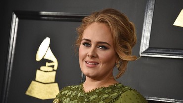 img-title Perpisahan Mengejutkan Adele dan Suami