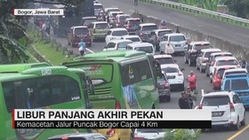 VIDEO: Libur Panjang Akhir Pekan, Lalin Puncak Macet