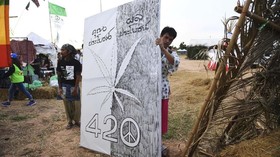 FOTO: Pesta Mariyuana dalam Festival di Thailand