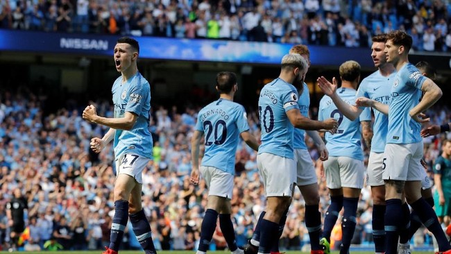 Manchester City unggul 1-0 atas Tottenham Hotspur di babak pertama melalui gol Phil Foden saat pertandingan baru berjalan lima menit.