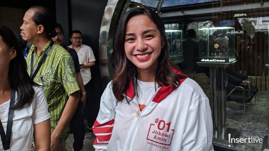 Ucapa selamat Kirana Larasati untuk Jokowi-Ma'ruf yang sah jadi Presiden dan Wakil Presiden Indonesia.