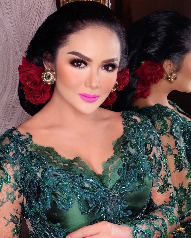 9 Seleb Yang Ikut Merayakan Hari Kartini Dari Bunga Citra Lestari Hingga Krisdayanti, Berikut Deretan Seleb Yang Ikut Merayakan Hari Kartini.