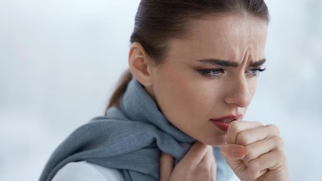 Orang dengan tuberkulosis (TBC) mesti mengonsumsi obat setiap hari meski sedang berpuasa.