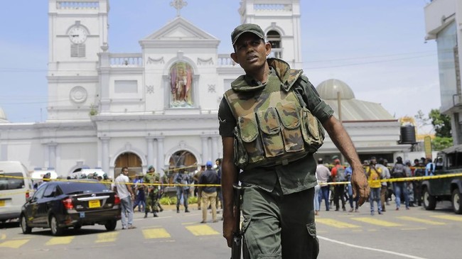 Pemerintah Sri Lanka meyakini dalang di balik delapan ledakan di gereja dan hotel mewah pada Hari Paskah adalah militan Islam lokal yang dikenal sebagai NTJ.