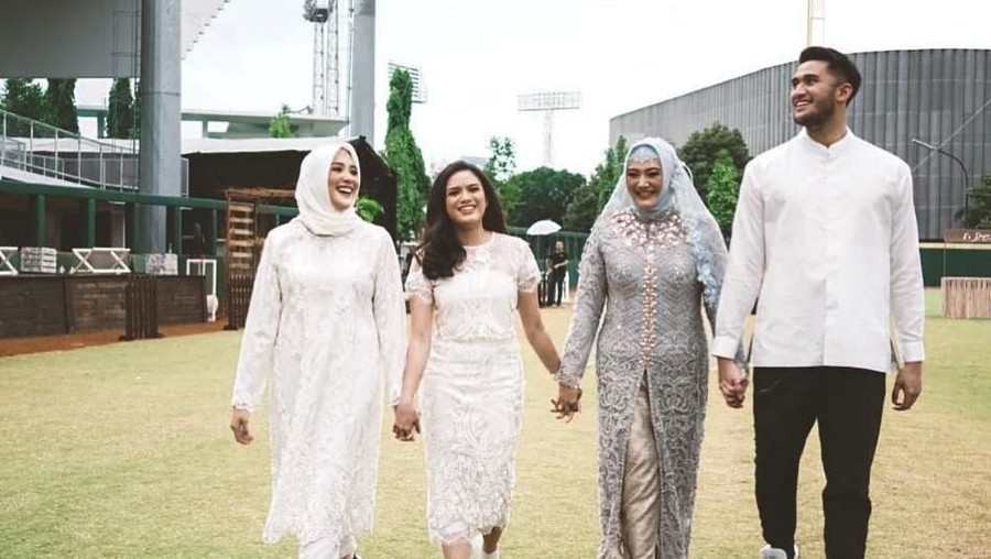 Istri almarhum Sys Ns, Shanty Widhyanti akhirnya menikah kembali dengan pujaan hatinya, Syaiful.